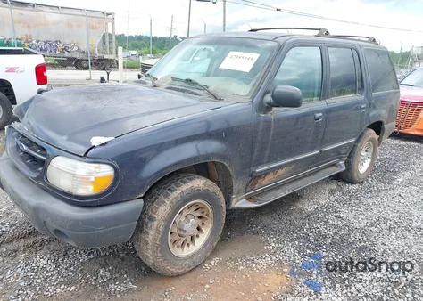 1999 Ford Explorer z USA, uszkodzony, nr VIN 1FMDU34X5XUC08663